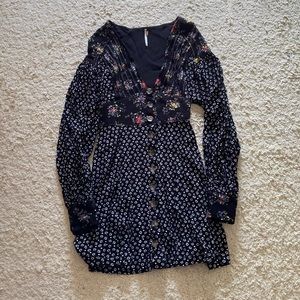 Free People Wonderland Mini Dress w/ Tie Belt - Cute Floral Print - Size Small